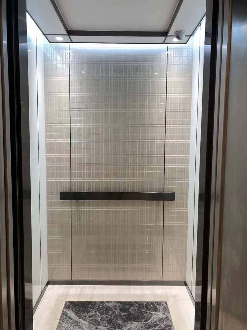 Decoration case of elevator car in office building